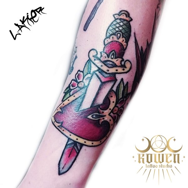 Tatuaż (Cover) - Serce Przebite Sztyletem - Odwaga i Przemiana