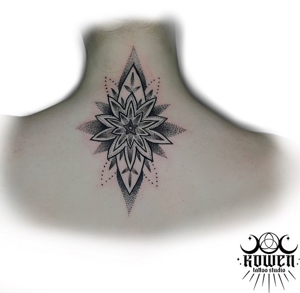 Tatuaż z Motywem Mandali - Harmonia i Duchowa Transformacja