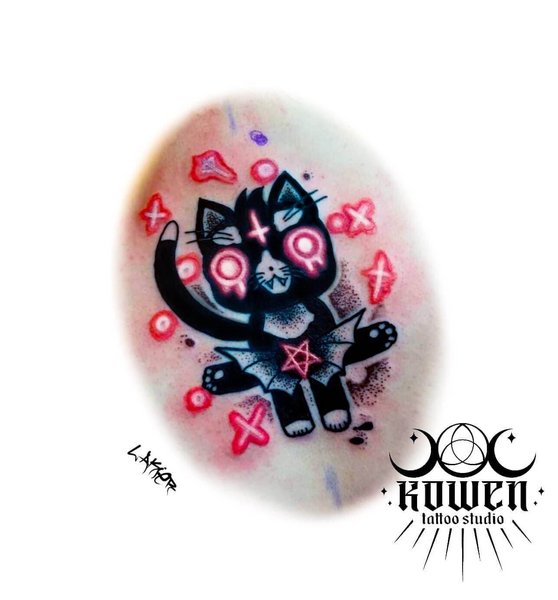 Tatuaż z Motywem Kotka z Gry - Uosobienie Zręczności i Intuicji