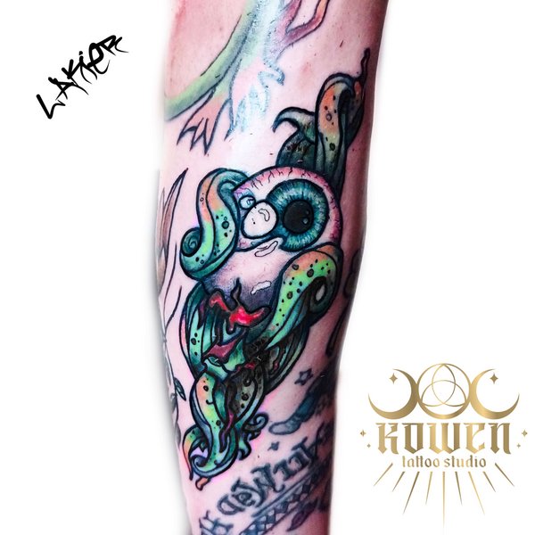 Tatuaż (Cover) - Symbol Oka w Mackach - Przemiana i Ochrona Ducha